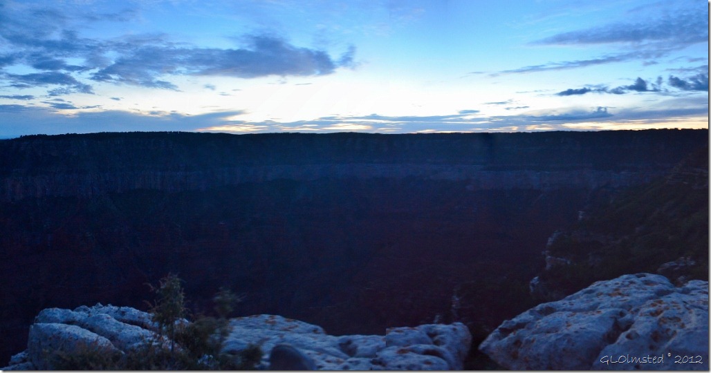 07 Sunset over Widforss Plateau from Employees Rock off Transept trail NR GRCA NP AZ pano (1024x536)