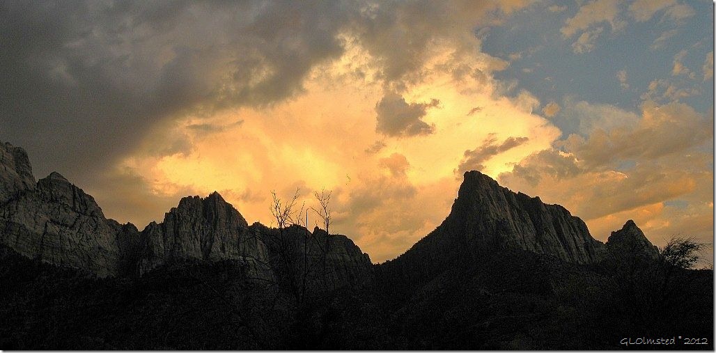 04 Sunset from South CG Zion NP UT pano (1024x503)
