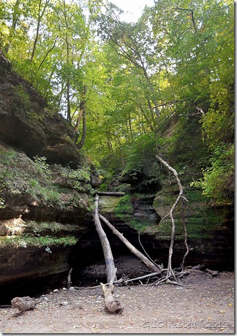 14 Spillway at end of Kaskaskia trail Starve Rock State Park IL pano (721x1024)