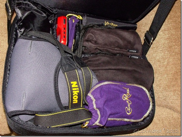 04 669 Carry-on bag with camera gear Yarnell AZ (1024x768)