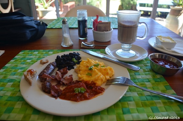 Breakfast at The Edge Mountain Retreat Hogsback South Africa