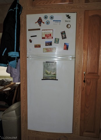 Old 5th-wheel fridge