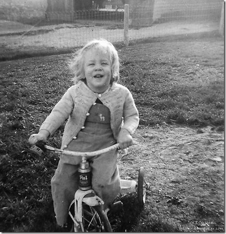 Gaelyn April 1956 Spring Road Hinsdale Illinois