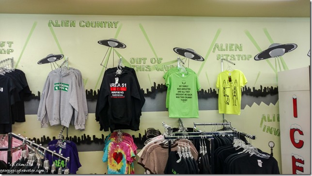 T-shirts Alien Center Area 51 Lathrop Nevada