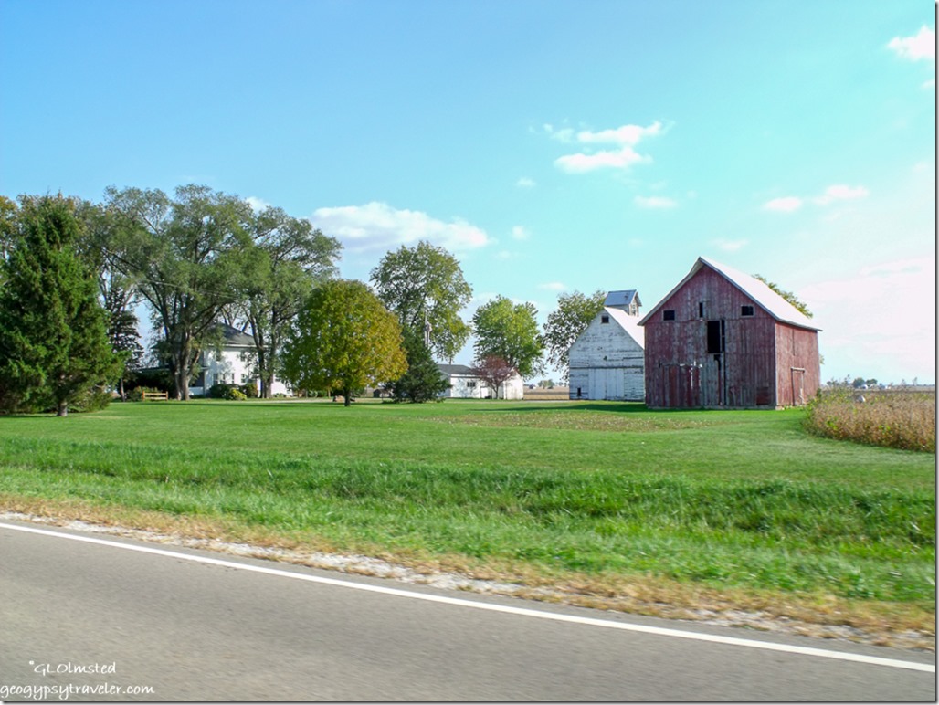 Farmhouse & barns along SR71 West Illinois
