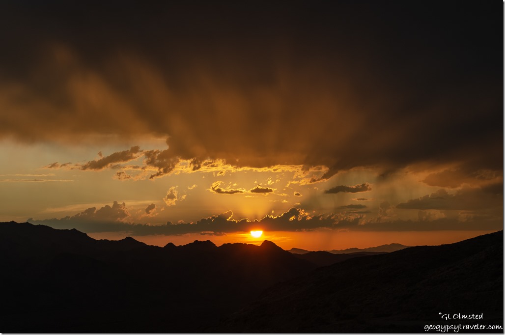 Date Creek Mountains sunset clouds virga crepuscular rays from SR89 Arizona