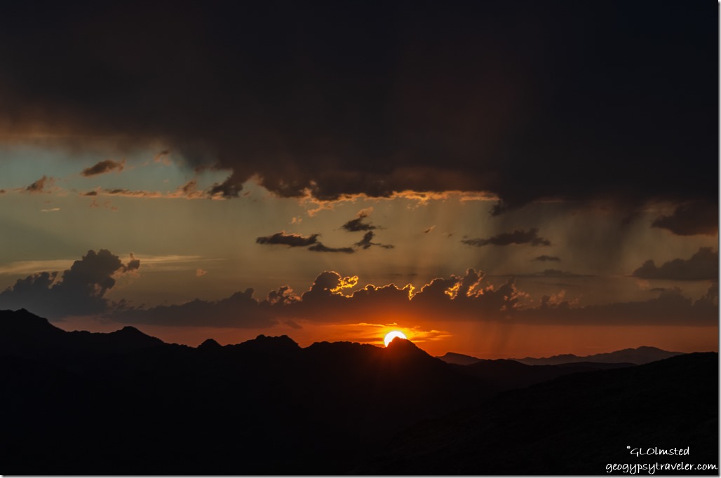 Date Creek Mountains sunset clouds virga crepuscular rays from SR89 Arizona