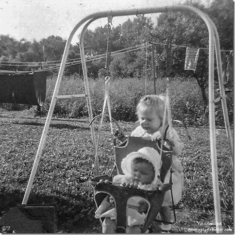 Gaelyn & Colleen Loomis Sept 1955 Spring Road Hinsdale Illinois