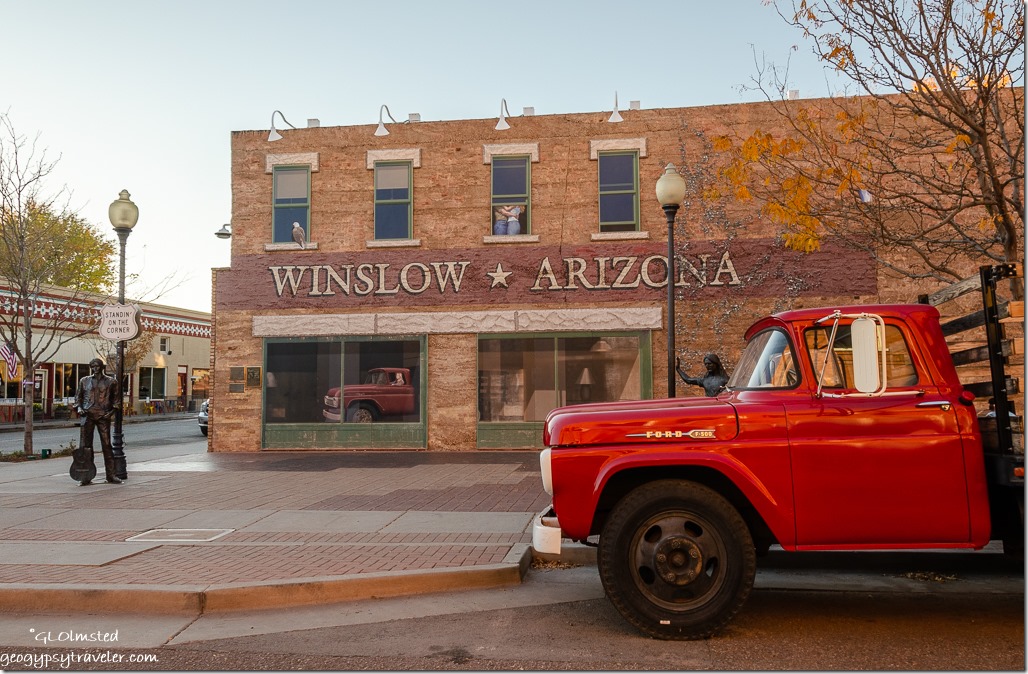 Take it easy standin' on a corner in Winslow Arizona - Geogypsy