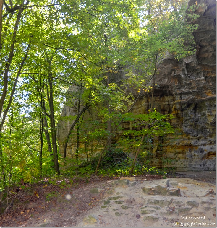 01c 1304 Council overhang from Kaskaskia & Ottawa Canyons trail Starve Rock State Park IL-Pano-1
