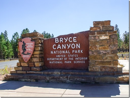 Entrance sign Bryce Canyon National Park Utah