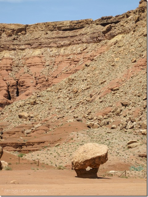 balancing rock Cliff Dwellers Arizona