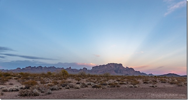 16 DSL_1263lecwfbr desert Kofa Mts reverse sunset anticrepuscular rays BLM Palm Canyon Rd Kofa NWR AZ g-2