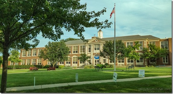Madison Elementry School Hinsdale IL